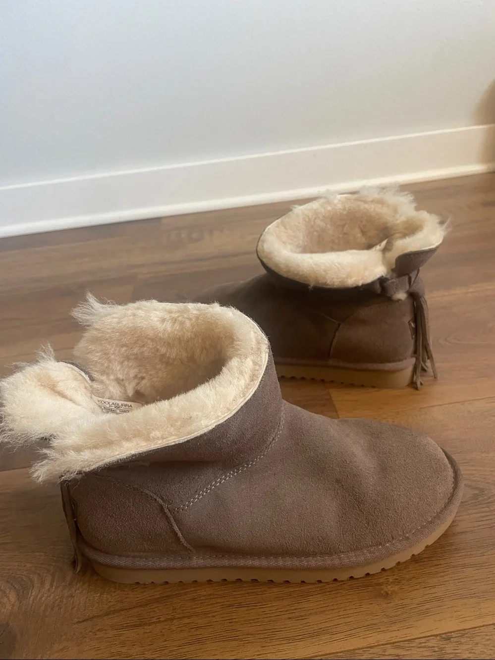 Koolaburra by UGG Jaelyn Mini Boots Size 7